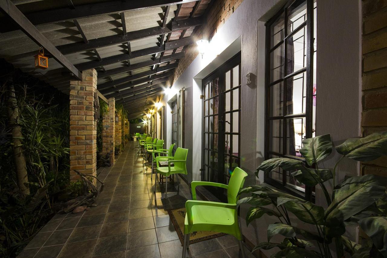 Maputaland Guest House Saint Lucia Estuary Buitenkant foto